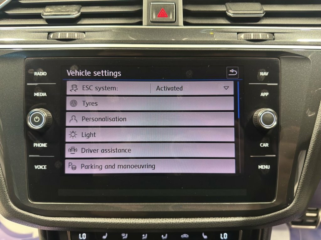 Volkswagen Tiguan 2.0 Tdi R-line Suv Dsg 4Motion Euro 6 Grey #28