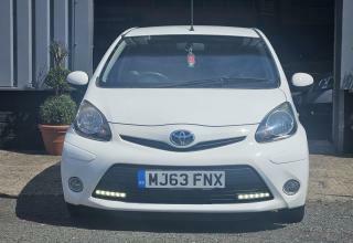 Toyota Aygo Manual MJ63FNX White #3