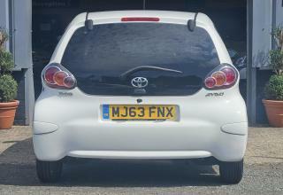 Toyota Aygo Manual MJ63FNX White #4