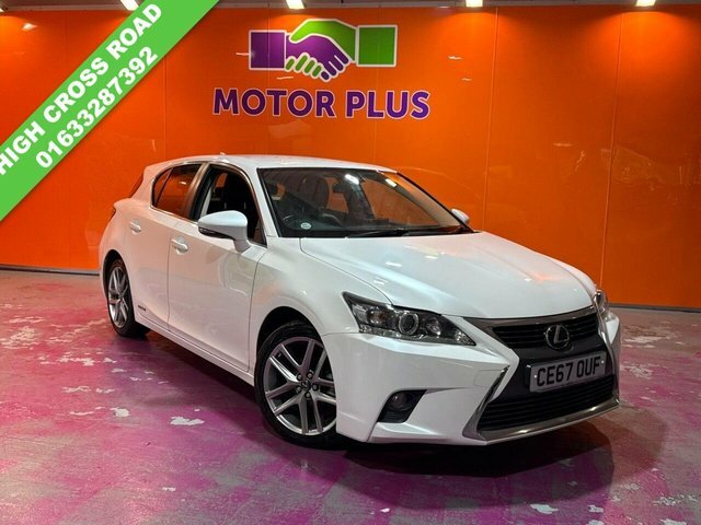 Lexus CT 1.8 200H Executive Edition Hatchback Hy White