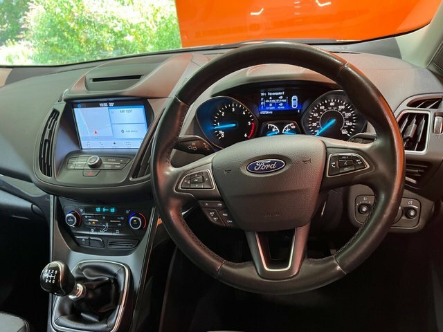 Ford Kuga 2.0 Tdci Titanium Suv Euro 6 S EJ66JUC White #4