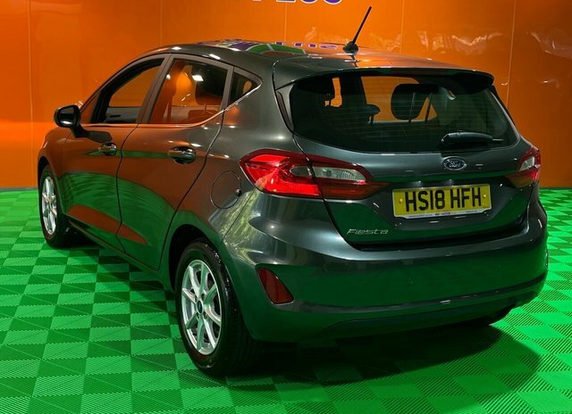 Ford Fiesta 1.0T Ecoboost Zetec Hatchback Eu HS18HFH Grey