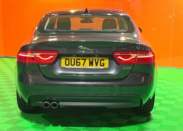 Jaguar XE 2.0D Portfolio Saloon Awd Euro 6 OU67WVG Grey #6