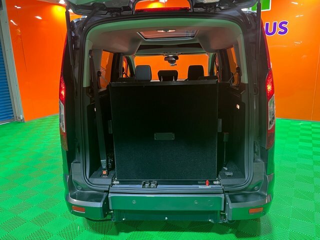 Ford Tourneo Connect 1.5 Tdci Titanium Mpv Powershift Euro 6 Grey #3