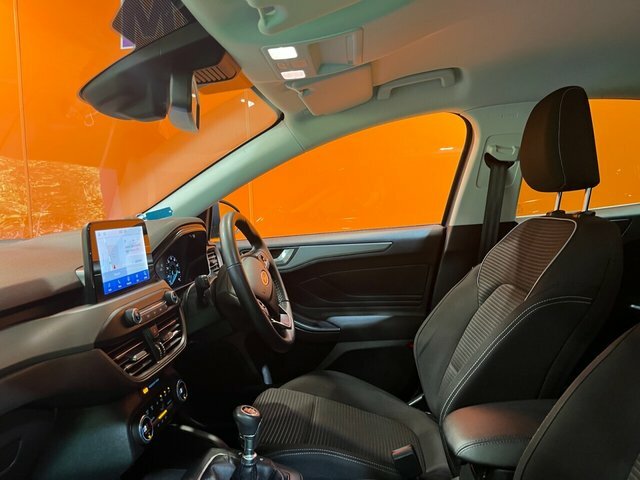 Ford Focus 1.0T Ecoboost Titanium Hatchback RF22UKU Blue #2