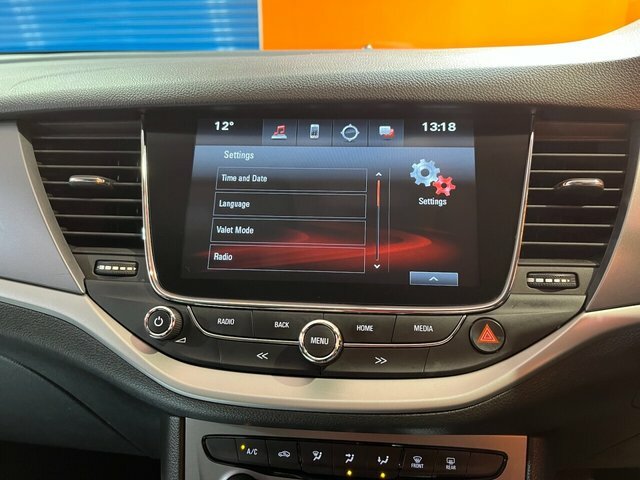 Vauxhall Astra 1.6T 16V 200 Elite Nav Black #19