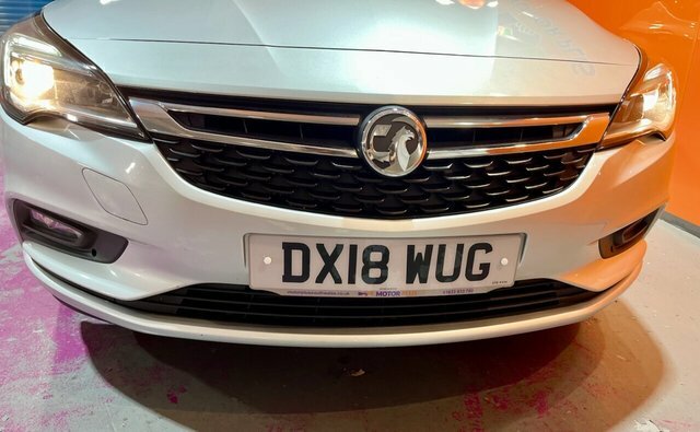 Vauxhall Astra 1.6T 16V 200 Elite Nav Black #30
