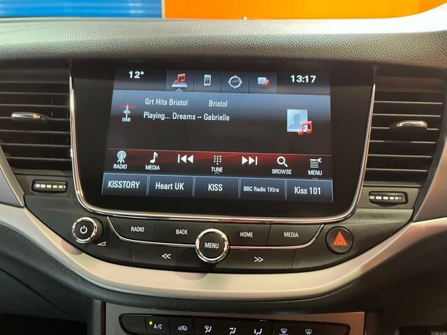 Vauxhall Astra 1.6T 16V 200 Elite Nav Black #17