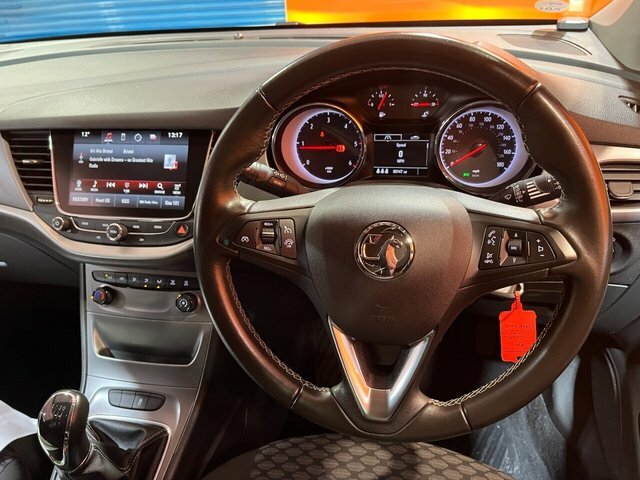 Vauxhall Astra 1.6 Cdti Ecotec Blueinjection Tech Line Nav Hatchb Silver #5