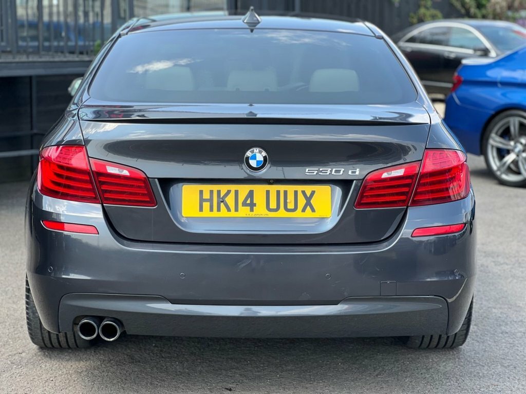 BMW 5 Series 525D Luxury Step Black #28