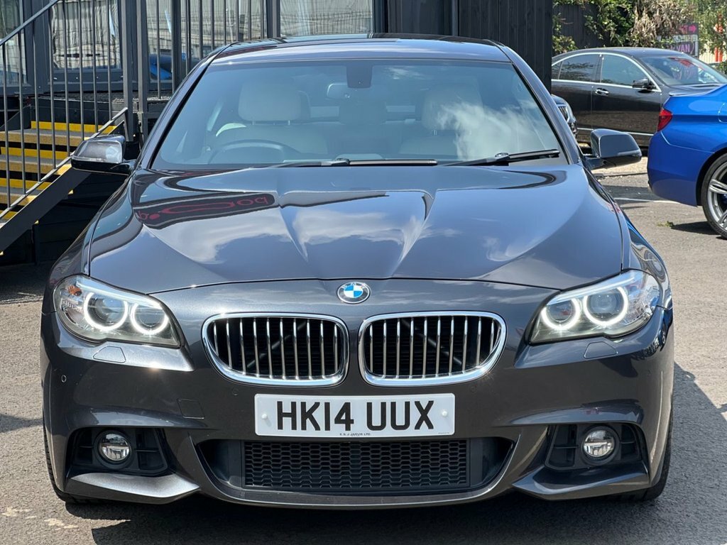 BMW 5 Series 525D Luxury Step Black #1