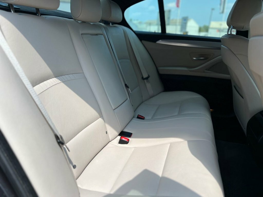 BMW 5 Series 525D Luxury Step Black #12