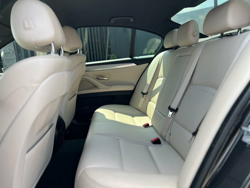 BMW 5 Series 525D Luxury Step Black #5