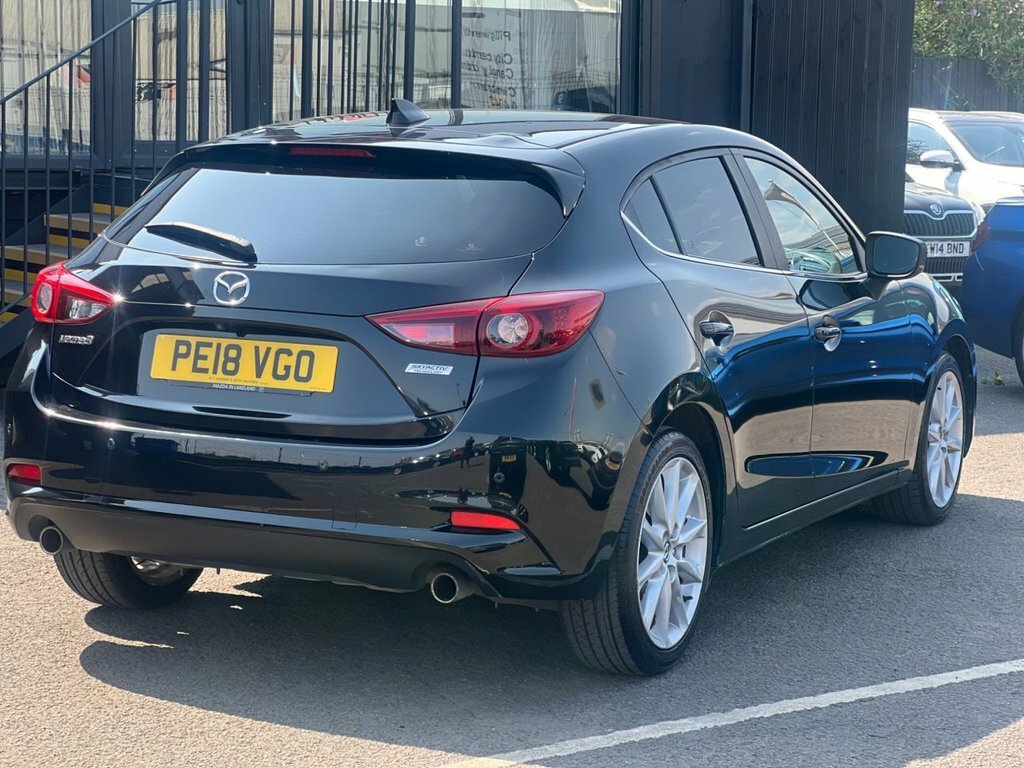 Mazda 3 2.0 Skyactiv-g Sport Nav 2018 Black #21
