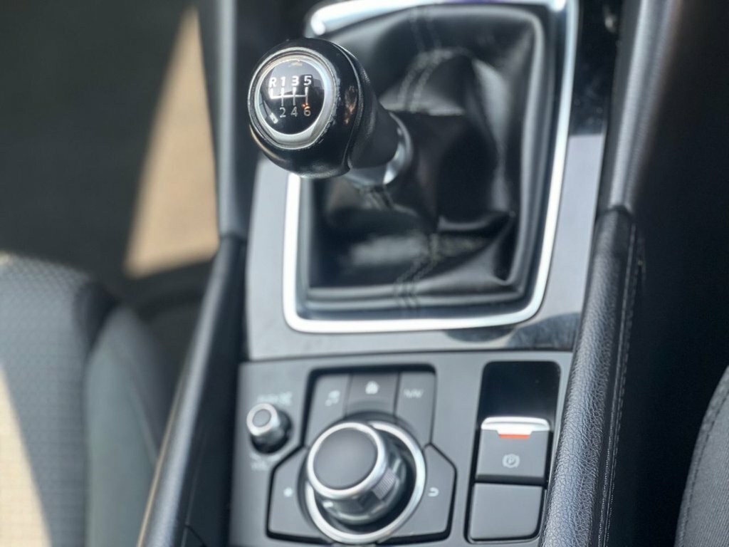 Mazda 3 2.0 Skyactiv-g Sport Nav 2018 Black #14