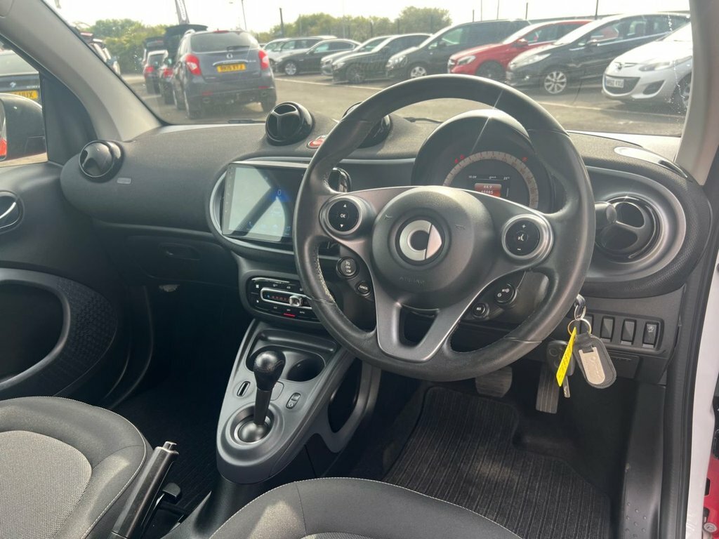 Smart Fortwo Coupe 1L Passion Red #6