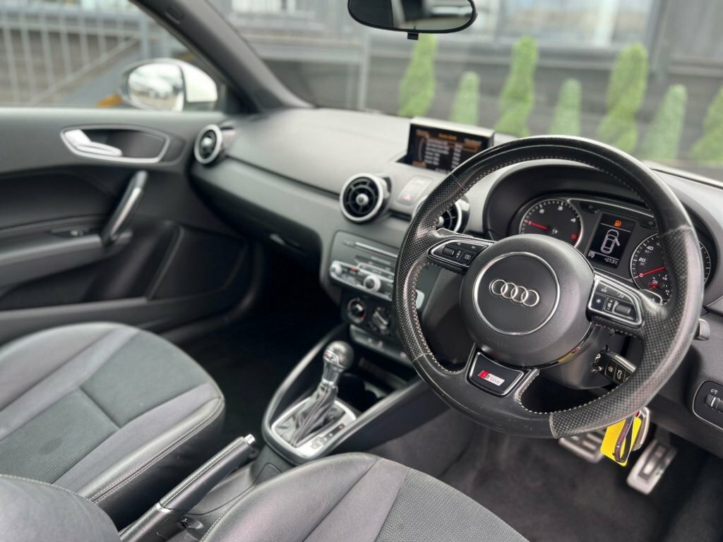 Audi A1 1.6L S Line CX65ZRK White #4