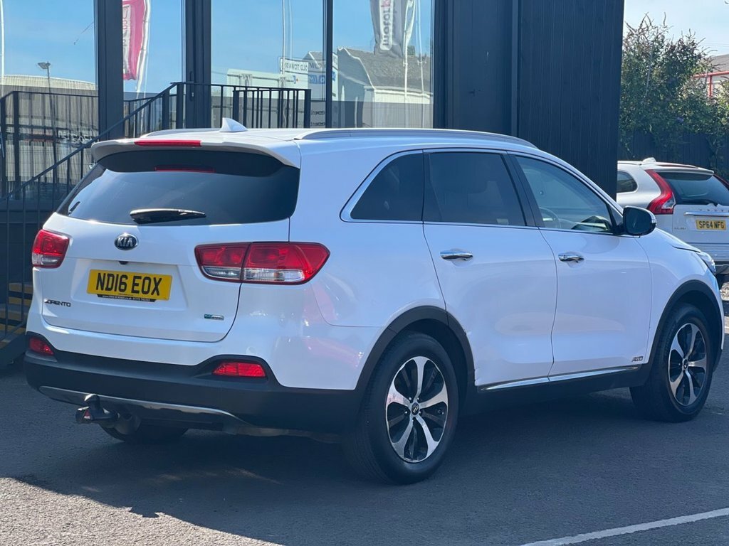 Kia Sorento 2.2L Kx-2 White #4