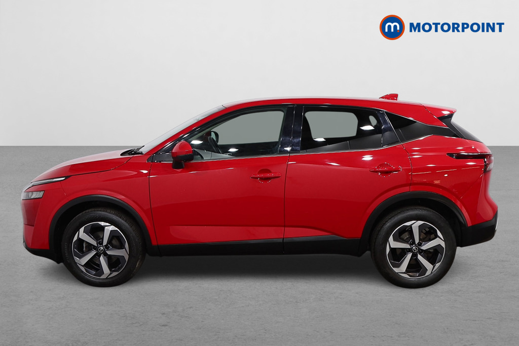 Nissan Qashqai 1.3 Dig-t Mh N-connecta SK22ZHR Red #4