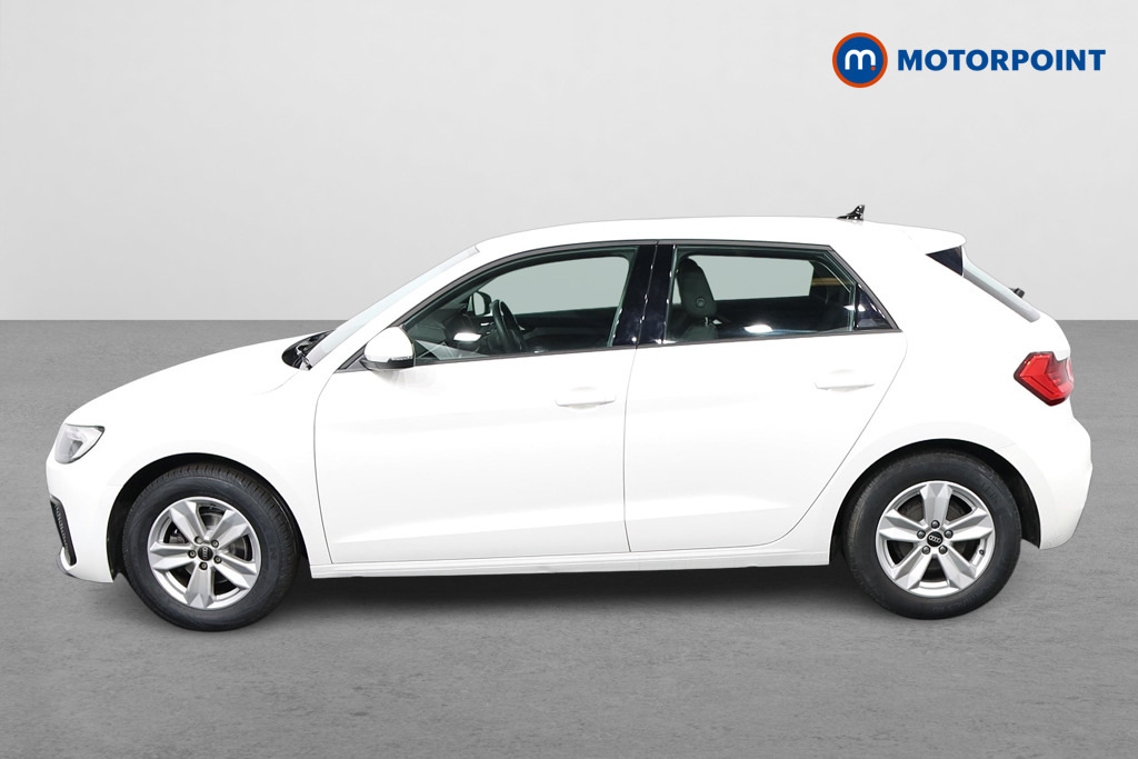 Audi A1 25 Tfsi Technik YD23DPU White #3