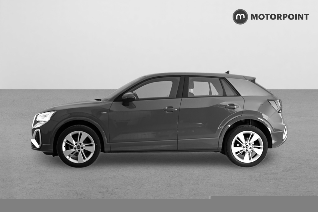 Audi Q2 30 Tfsi S Line MM72WVS Red #4