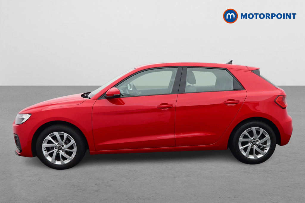 Audi A1 25 Tfsi Sport YE22MLL Red #4