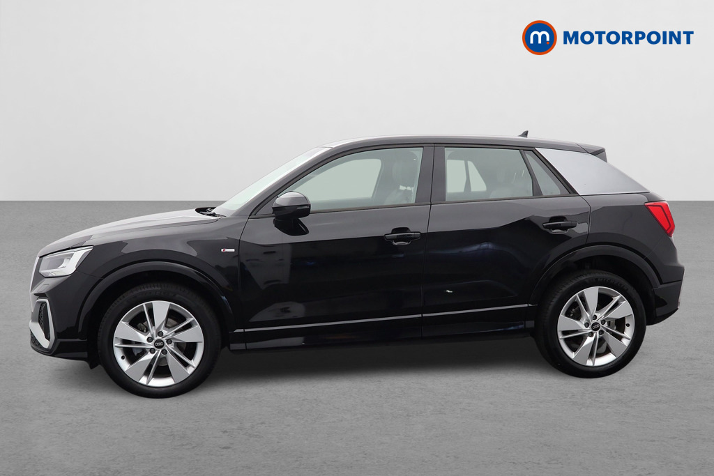 Audi Q2 35 Tfsi S Line LO23CCV Black #4