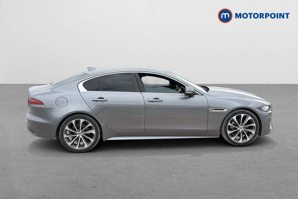 Jaguar XE 2.0 D200 R-dynamic Se Black Grey #4