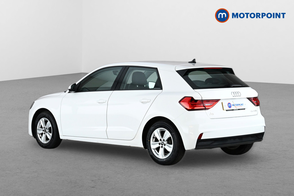Audi A1 25 Tfsi Technik YK22ZFD White #5