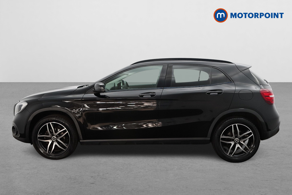 Mercedes-Benz GLA Class Gla 180 Urban Edition Black #2