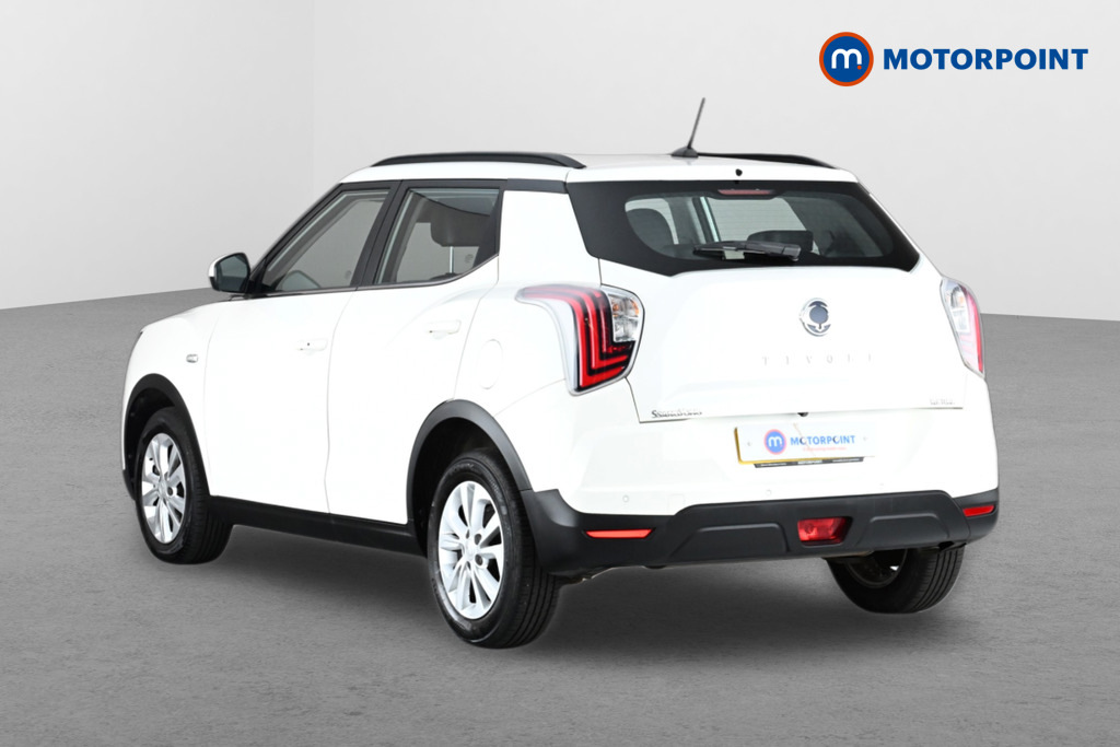 SsangYong Tivoli 1.2P Ventura White #5