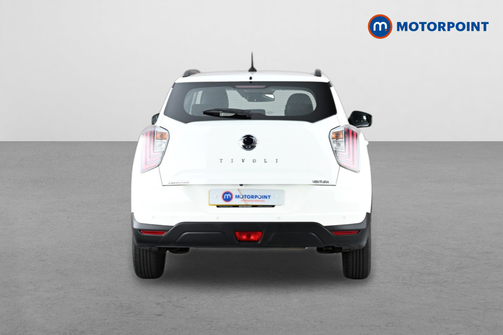 SsangYong Tivoli 1.2P Ventura White #6