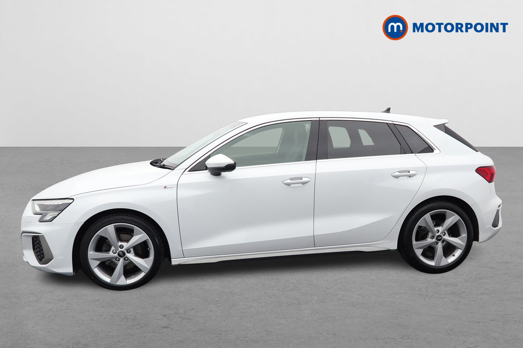 Audi A3 30 Tfsi S Line S Tronic RK23LMU White #4