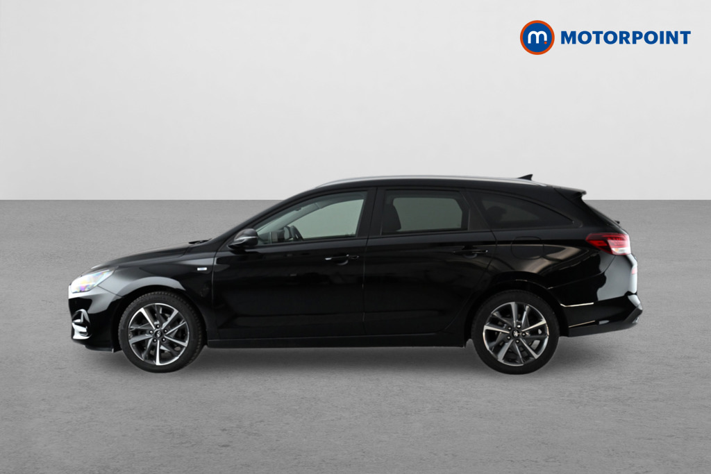 Hyundai I30 1.0T Gdi Premium Black #4