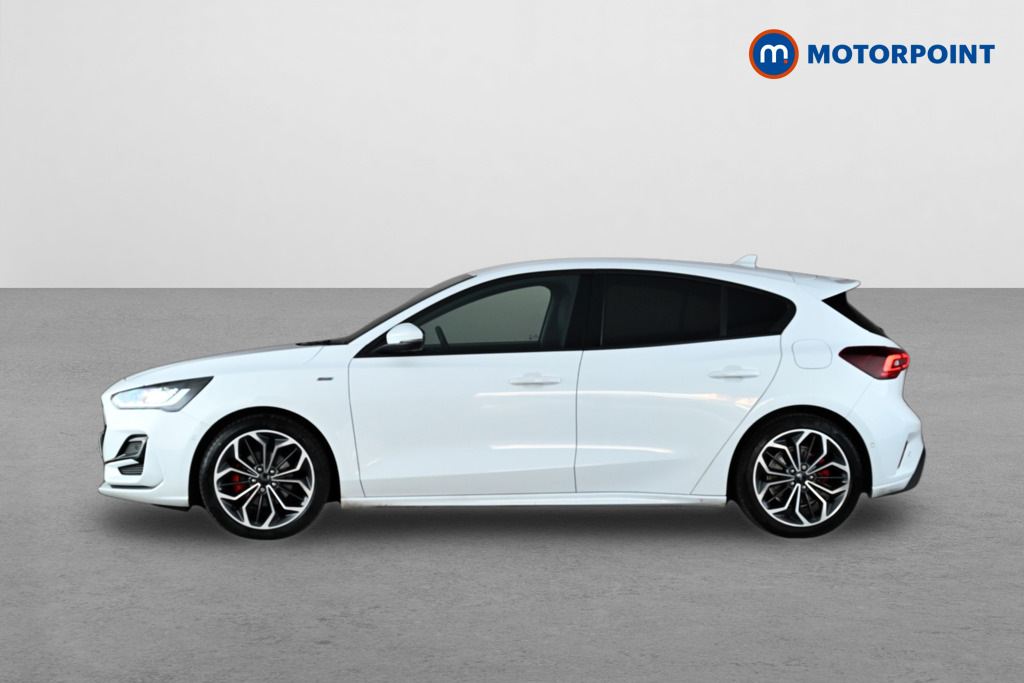 Ford Focus 1.0 Ecoboost Hybrid Mhev 155 St-line X GL73AUH White #4