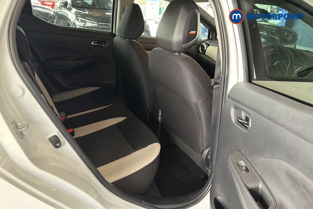Nissan Micra 1.0 Ig-t 100 Acenta Limited Edition White #26