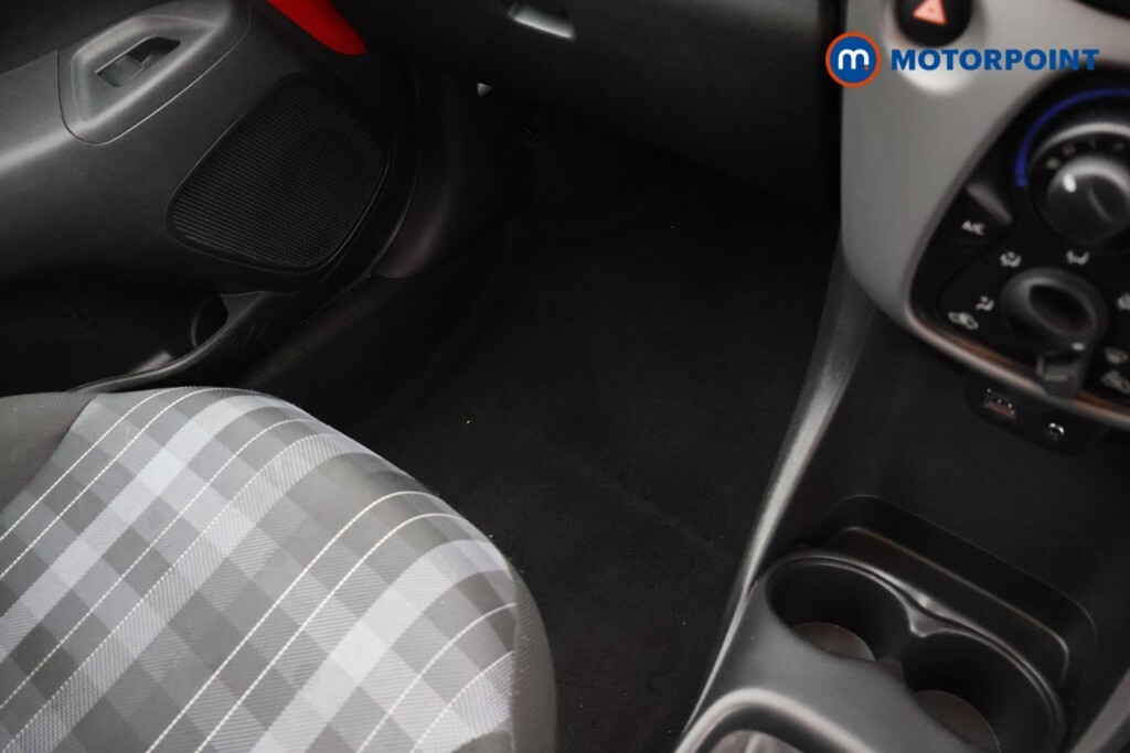 Peugeot 108 1.0 Allure 2-Tronic Hatchback Black #20