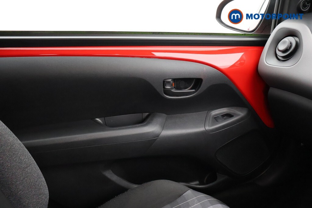 Peugeot 108 1.0 Allure 2-Tronic Hatchback Black #19