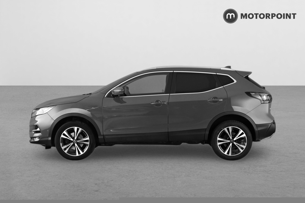 Nissan Qashqai 1.5 Dci 115 N-connecta NL68CCF Red #4
