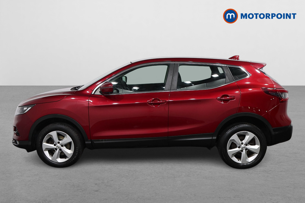 Nissan Qashqai 1.3 Dig-t 160 Acenta Premium Red #4