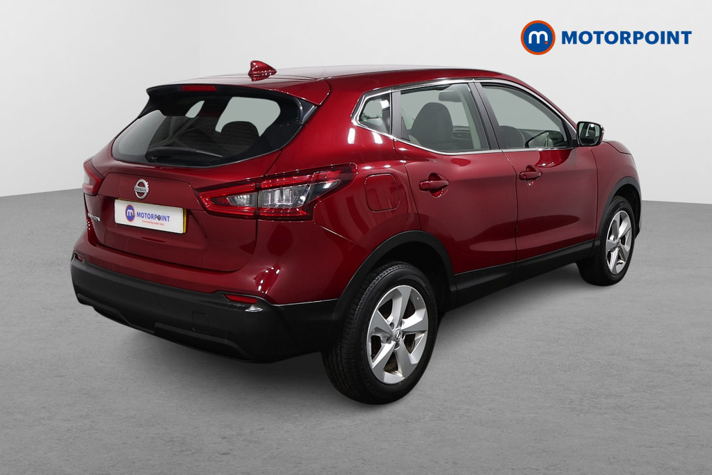 Nissan Qashqai 1.3 Dig-t 160 Acenta Premium Red #6