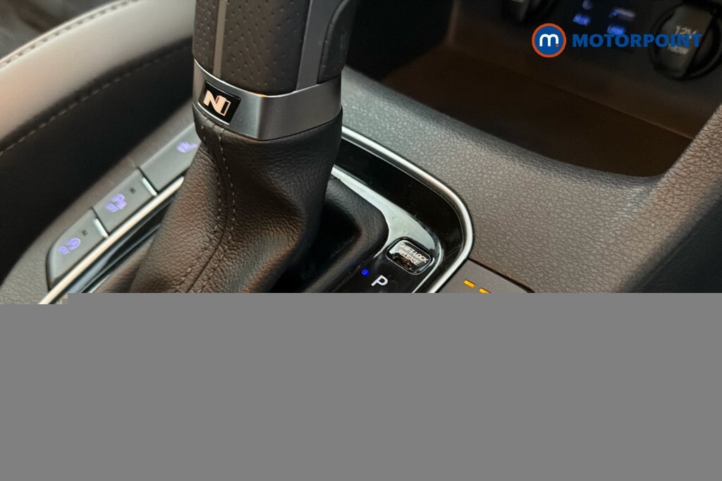 Hyundai I30 1.4 T-gdi Se Nav 139 Bhp Grey #20