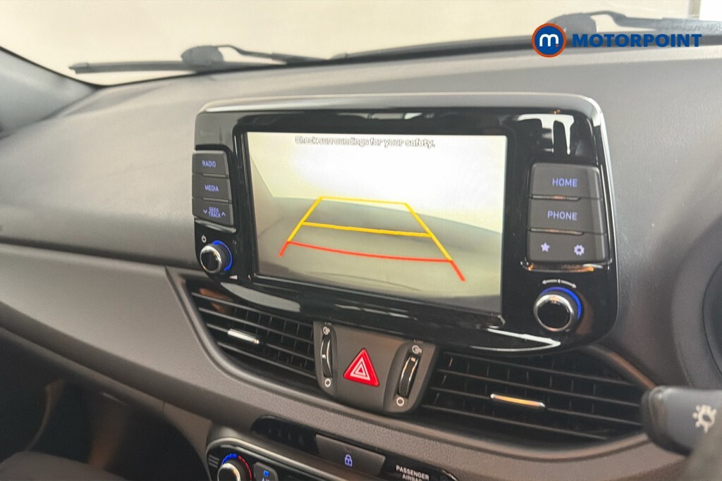 Hyundai I30 1.4 T-gdi Se Nav 139 Bhp Grey #19