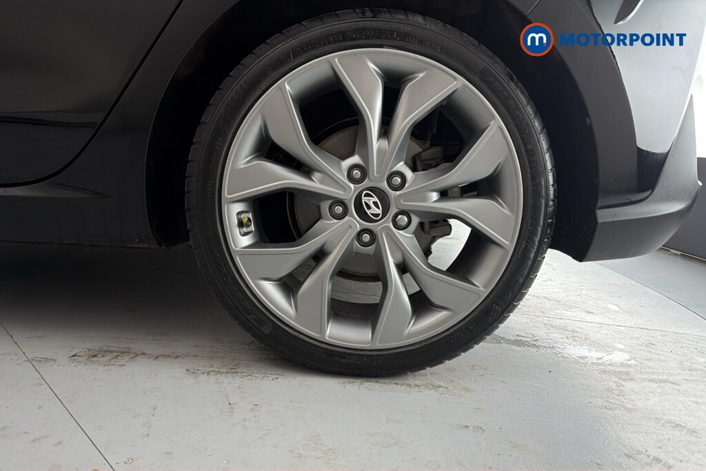 Hyundai I30 1.4 T-gdi Se Nav 139 Bhp Grey #47