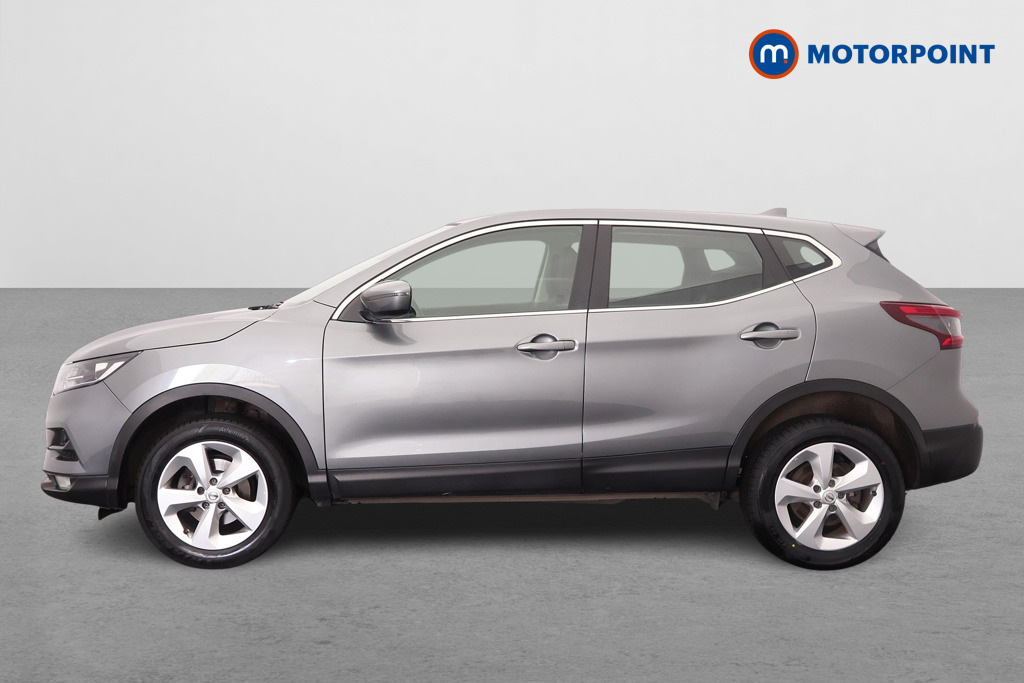 Nissan Qashqai 1.3 Dig-t 160 Acenta Premium EO69UJA Silver #3