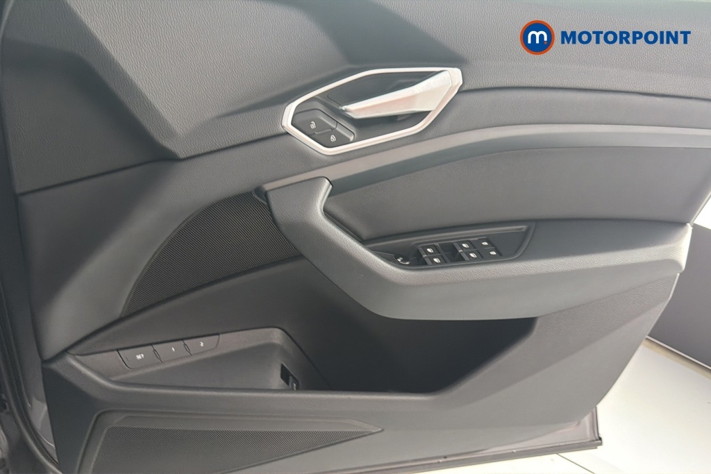 Audi E-tron Sport 50 Quattro 230,00 Kw Grey #24