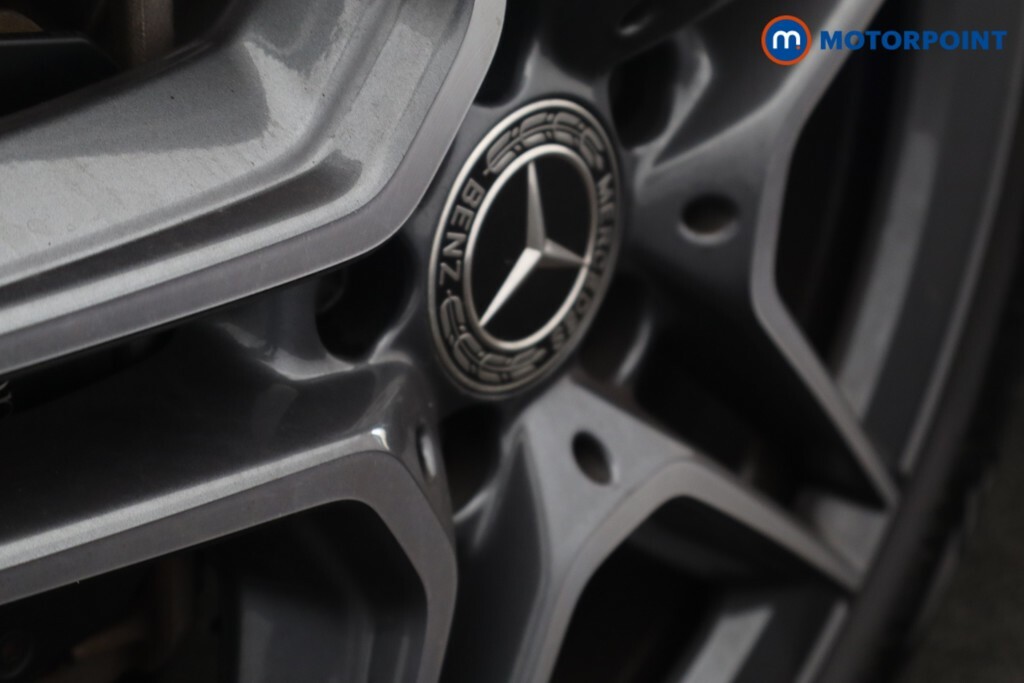 Mercedes-Benz GLA Class 1.3 Gla180 Amg Line Executive Suv 7G- Black #45