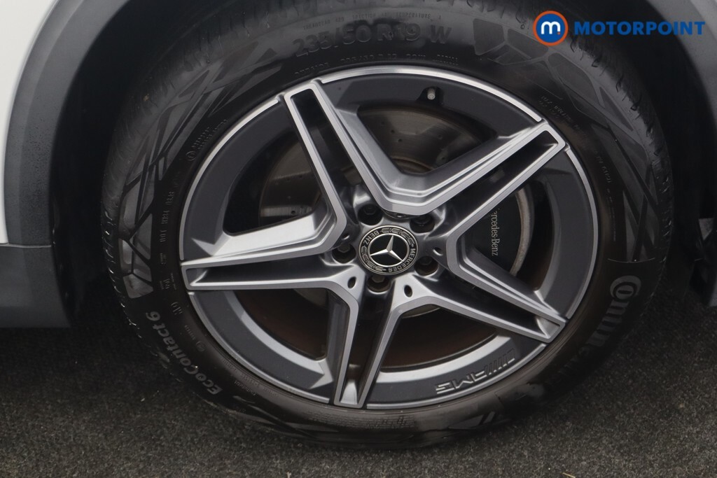 Mercedes-Benz GLA Class 1.3 Gla180 Amg Line Executive Suv 7G- Black #39