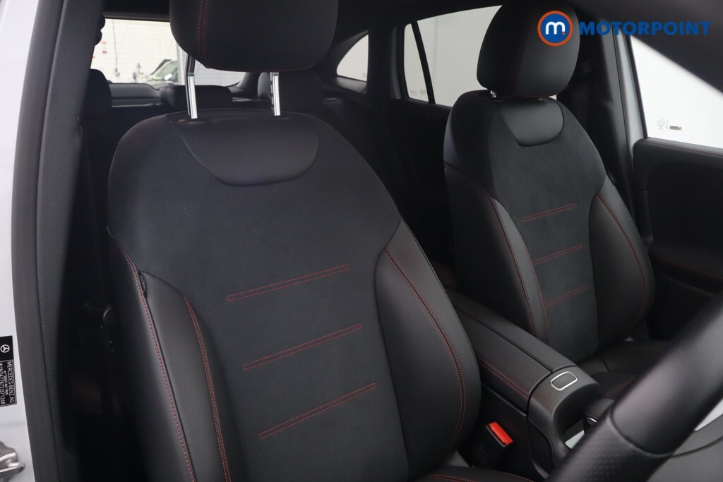 Mercedes-Benz GLA Class 1.3 Gla180 Amg Line Executive Suv 7G- Black #25