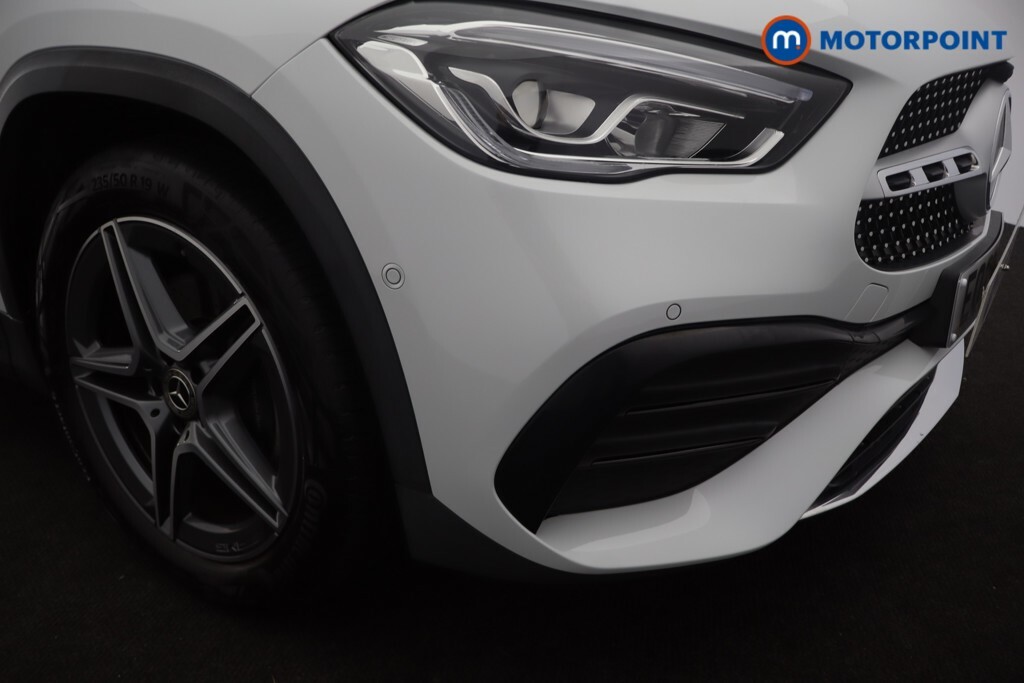 Mercedes-Benz GLA Class 1.3 Gla180 Amg Line Executive Suv 7G- Black #51